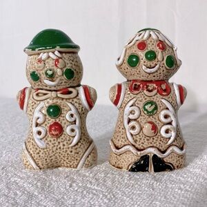 Vintage Giftcraft Brown Ceramic Gingerbread People Salt & Pepper Shakers
